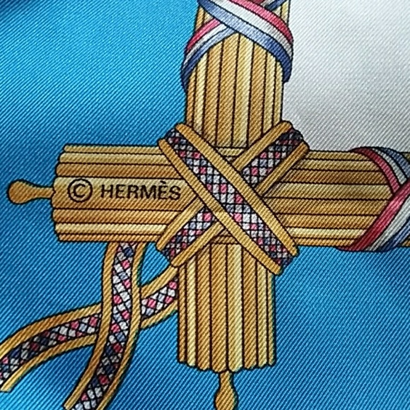 HERMES CARRE 90 TWILL 100% SOIE EN LIBERTE  Vintage Scarf - Picture 3 of 8